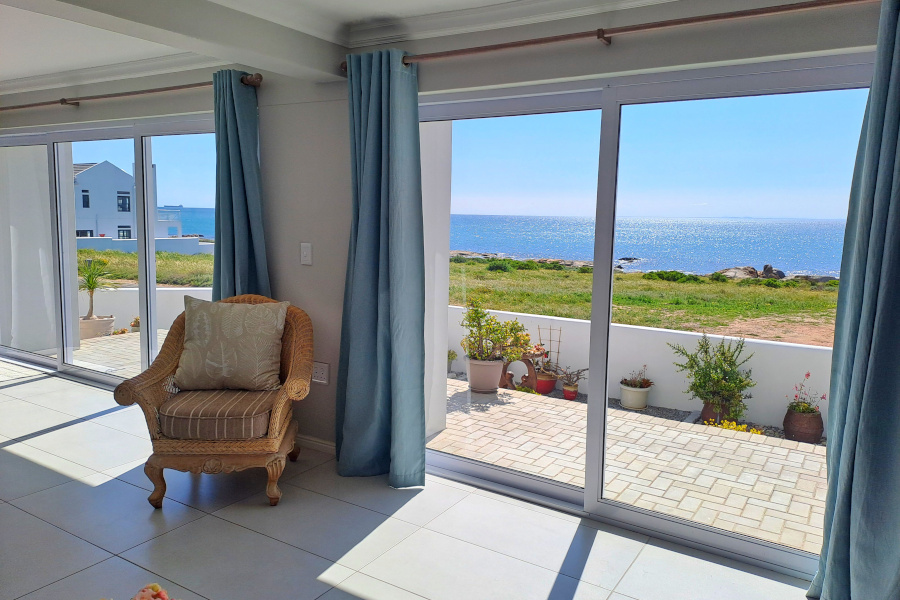 west-coast-rock-house-10