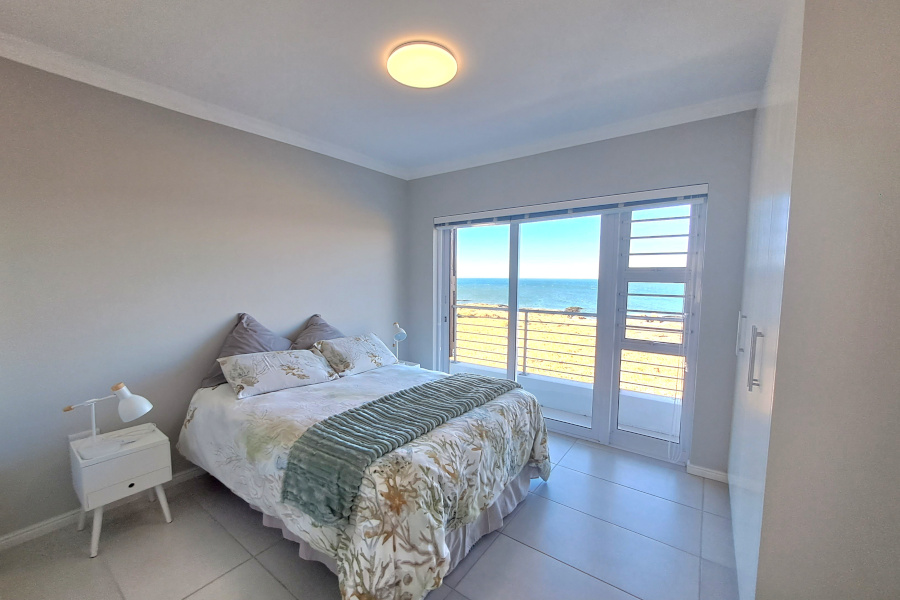 west-coast-rock-house-3